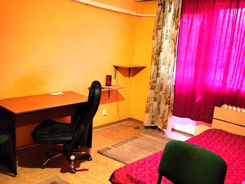 Drumul Taberei, Plaza Mall.